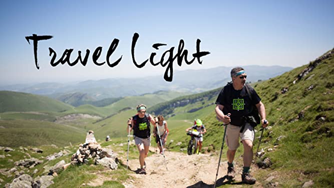 idiom travel light meaning